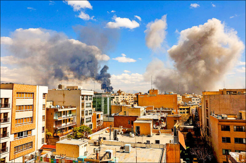 中共撤離通知的「主權敘事」：危機中如何巧妙植入政治主張？