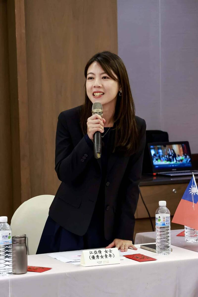 嘉義鑑識之光！巡官江亞倩榮膺全國十大傑出女青年，科技破案與公益深耕獲肯定