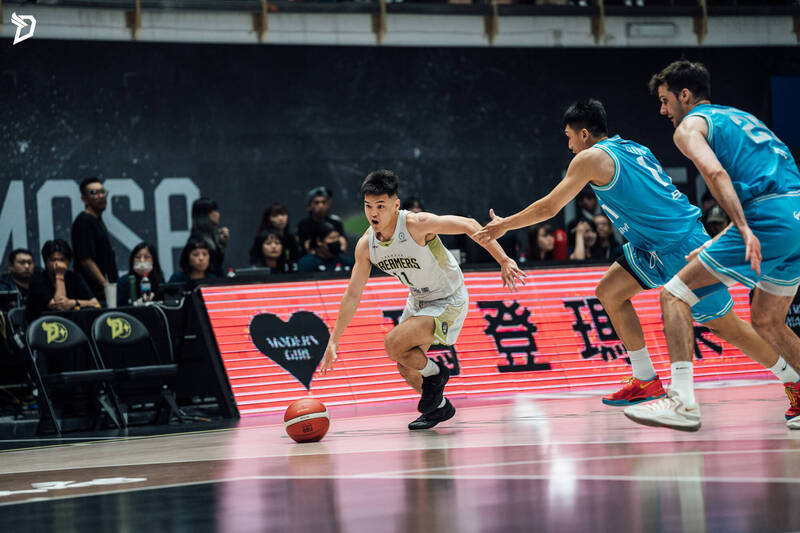 夢想家雙衛合砍39分！驚險擊退海神，豪取8連勝追平聯盟紀錄