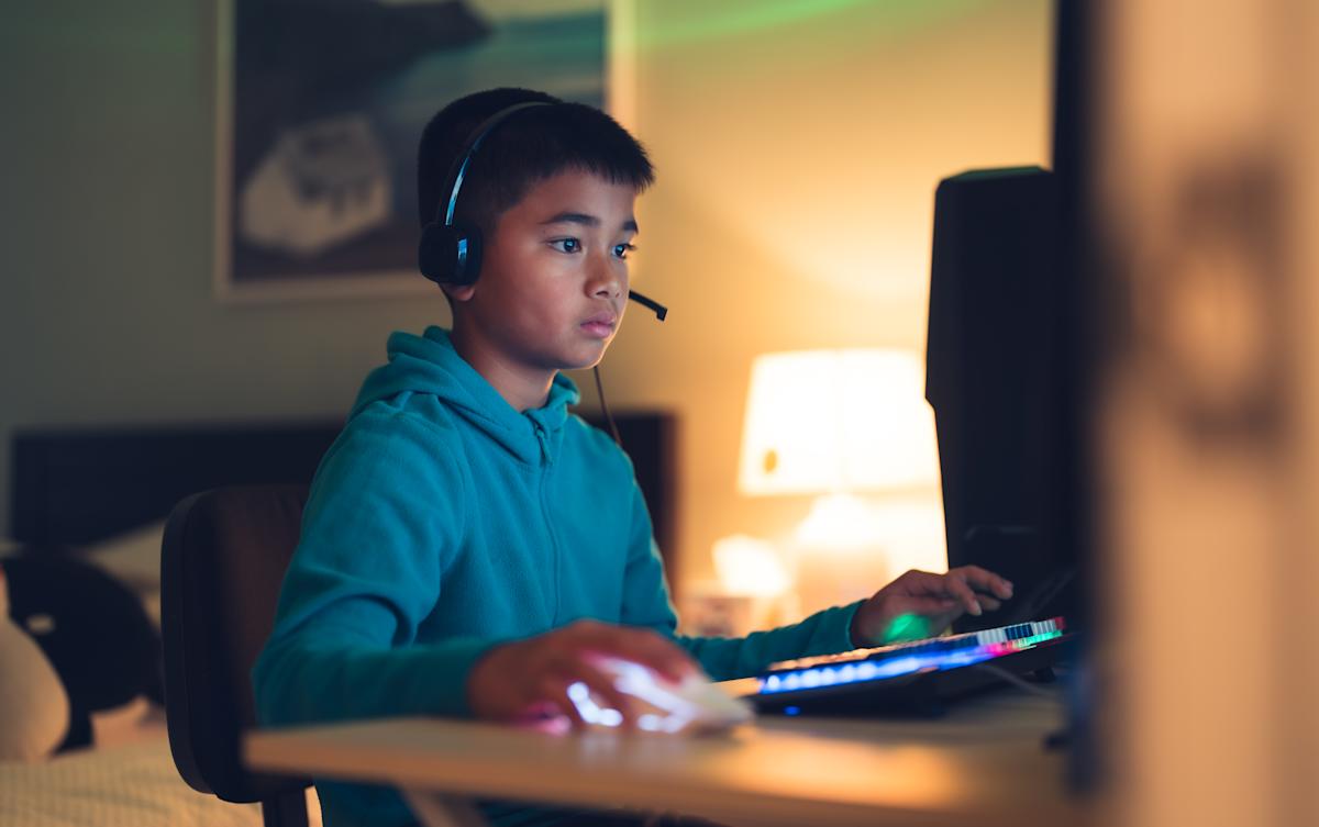 中國「限玩令」再升級：深夜禁玩、生物辨識，未成年遊戲沉迷的終極戰場？