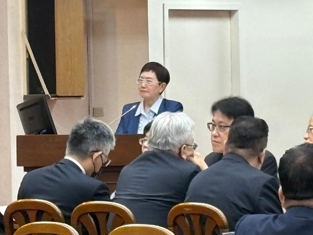 國票金經營權之爭白熱化！財長莊翠雲：公股逾22%持股，將依「實力原則」爭主導