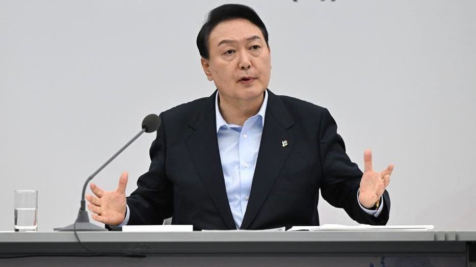 尹錫悅獄中「奧客」說延燒：監察官爆料頻索咖啡小菜，律師團怒駁惡意誹謗