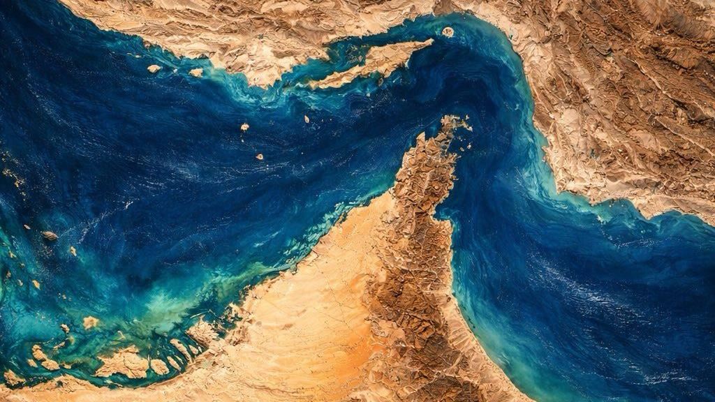 8成原油命脈受威脅！荷莫茲海峽封鎖衝擊亞洲，台灣晶片供應鏈拉警報