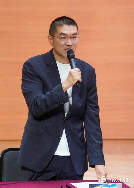 基隆敬老金加碼風波：市府「長樂65」遭批政策買票，坐實抄襲質疑？