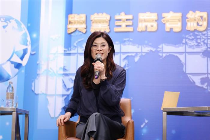 國民黨鄭麗文：兩岸對美關係非「二擇一」，台海和平榮景需「雙贏共好」