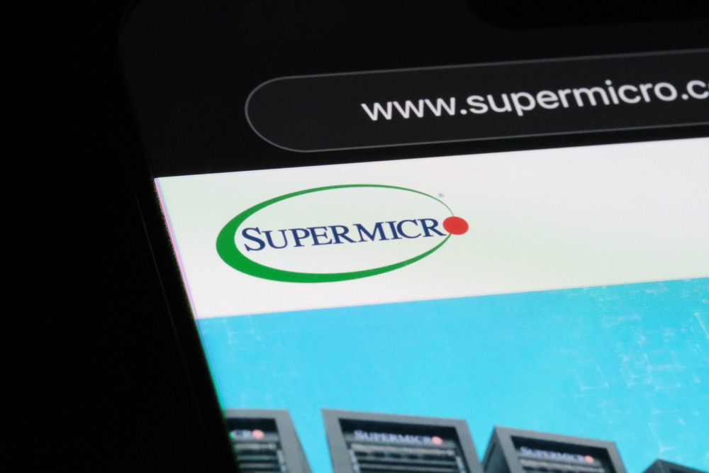 美超微涉中銷售風險引爆證券詐欺疑雲 股東提告、高層震盪