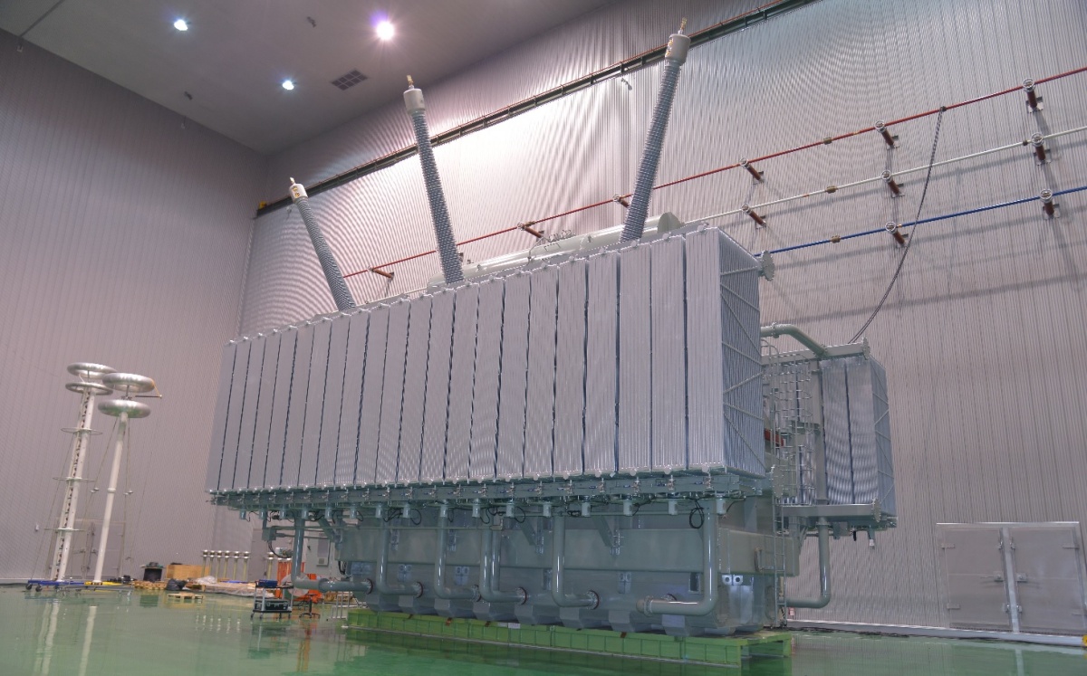 美光新加坡廠變壓器需求飆升五倍：AI 浪潮下重電供應鏈面臨戰略轉折