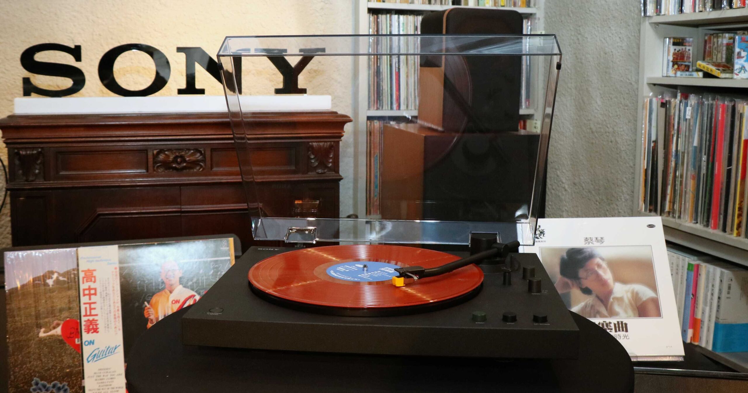 Sony 藍牙黑膠唱盤重磅回歸！Hi-Res 無線音質、一鍵全自動播放，萬元有找掀復古新浪潮