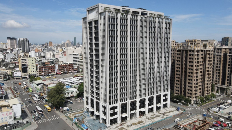 麗寶集團逆風布局全台房市：地上權七折吸客，商辦搶攻AI產業鏈關鍵解析