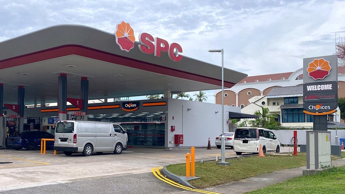 荷莫茲海峽航運受阻：輕油供應鏈拉警報，醫療民生品恐陷漲價風暴