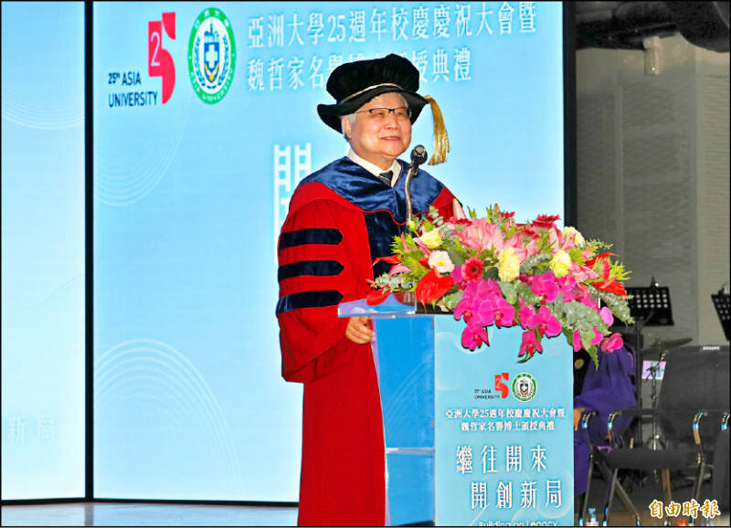 魏哲家直言中國機器人「腦死」：無先進晶片僅是噱頭，台廠洞察產業核心