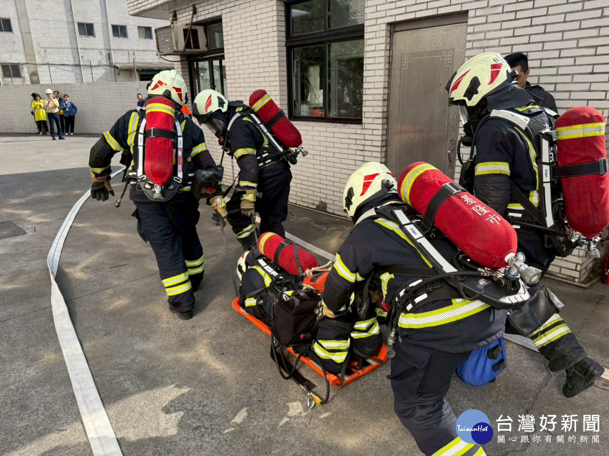 地震複合化災風險升高！基隆消防實兵演練，高科技廠應變實力數據透視