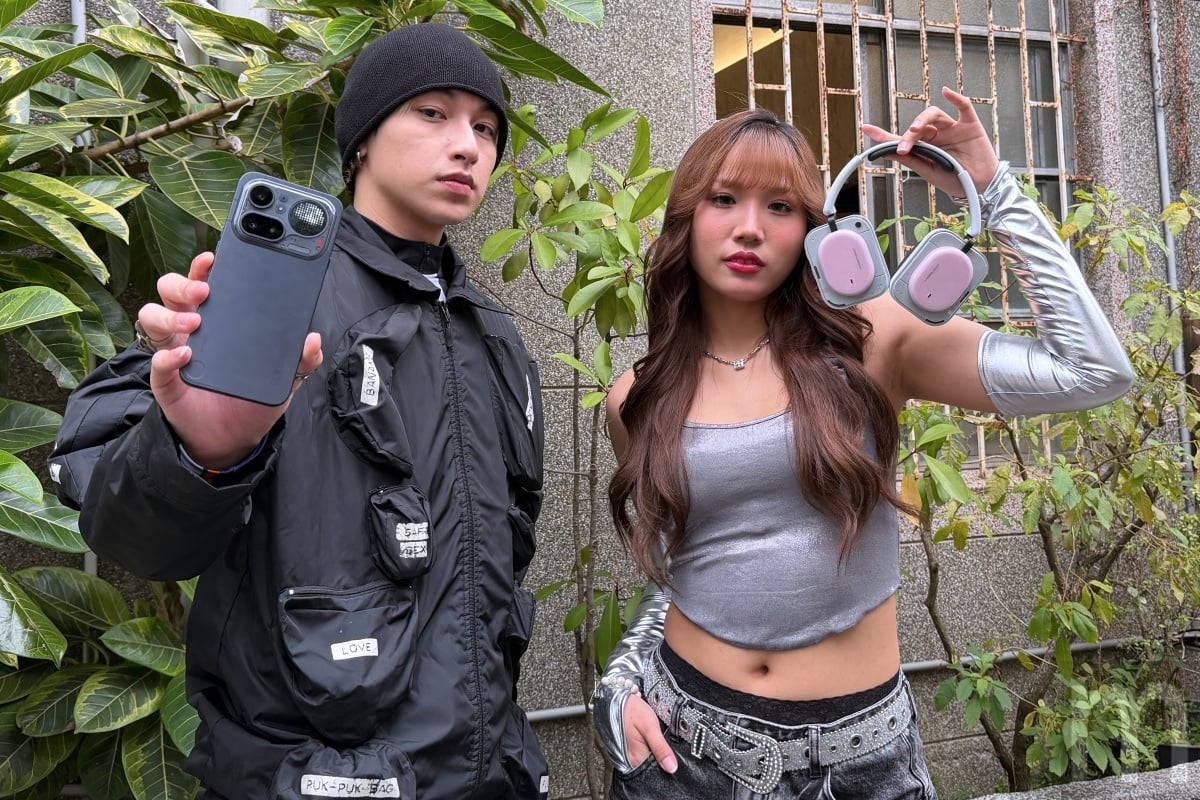 Nothing Phone (4a) Pro 登台：140倍變焦金屬機身，Headphone (a) 續航破百小時