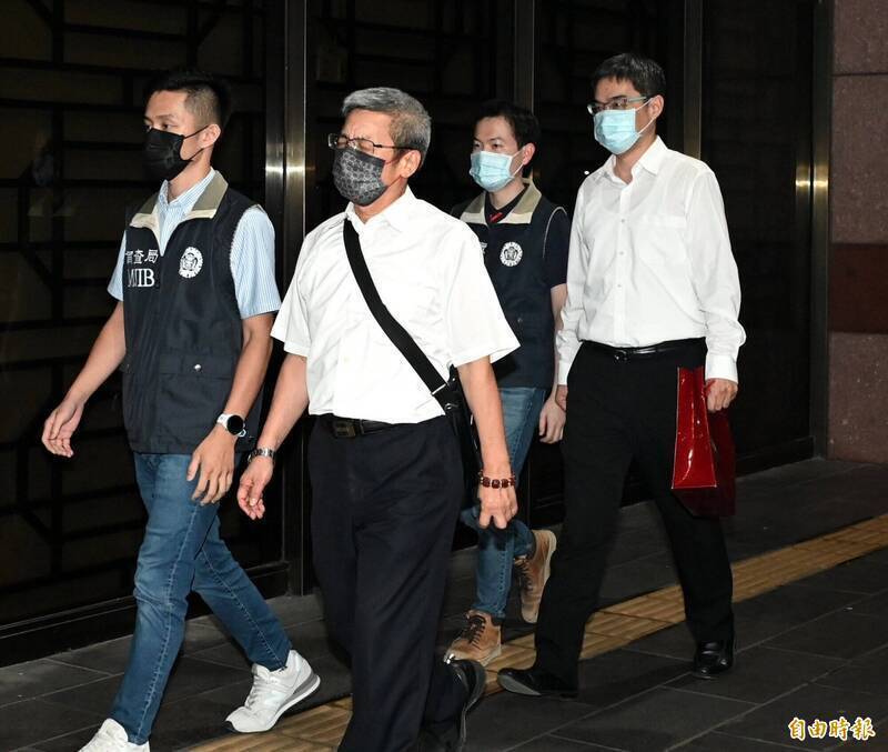 政治獻金申報疑雲未歇：會計師端木正遭判一年，民眾黨切割爭議再掀波瀾