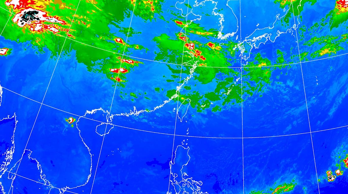 鋒面通過、東北季風接力：北台灣先涼後暖，未來一週天氣起伏大揭密
