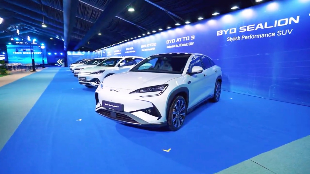 戰火推升油價衝擊全球：比亞迪電動車需求爆發，股價逆勢勁揚