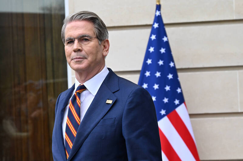 荷姆茲海峽航運新防線：美國DFC保險計劃啟動，力圖穩定全球能源命脈