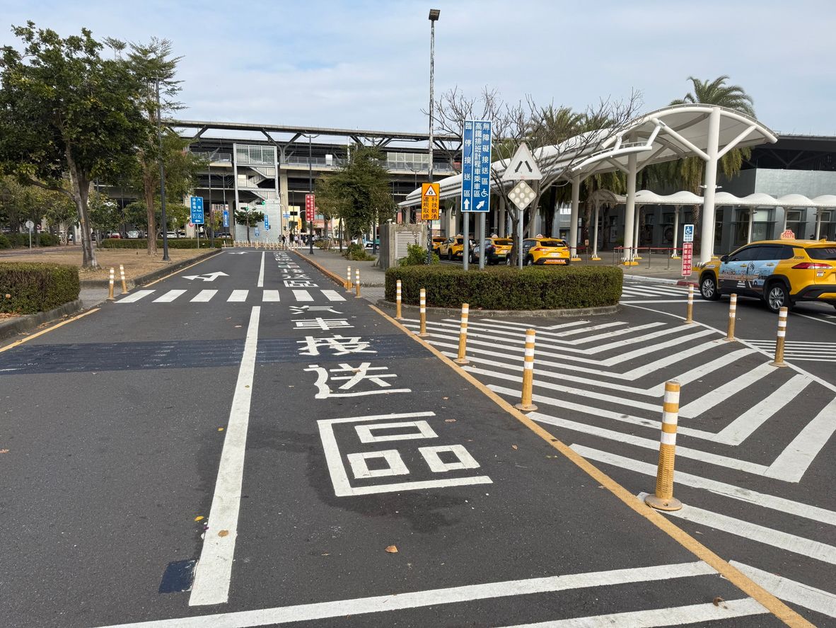 高鐵台南站計程車上車區大升級：步行僅40公尺，3/30起3號出口即達，便民新里程！