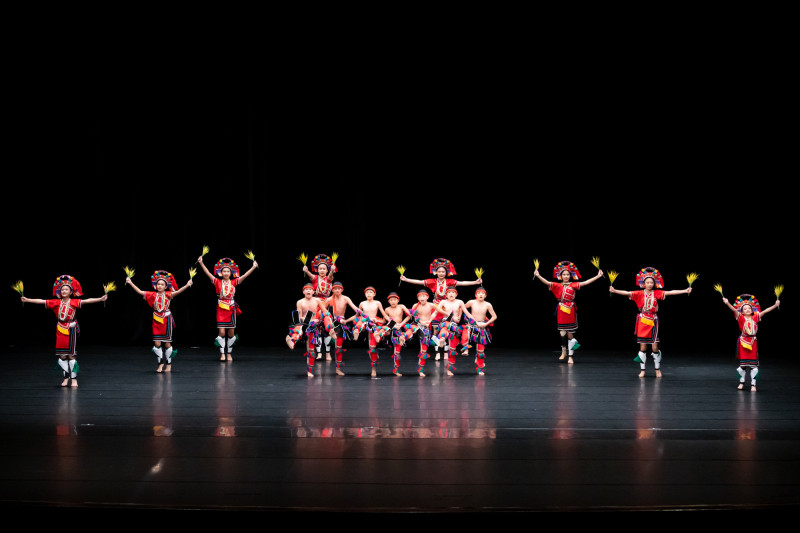 全國舞壇焦點：基隆八斗國小「農樂」奪民俗舞特優，舞動城市榮耀新篇章！