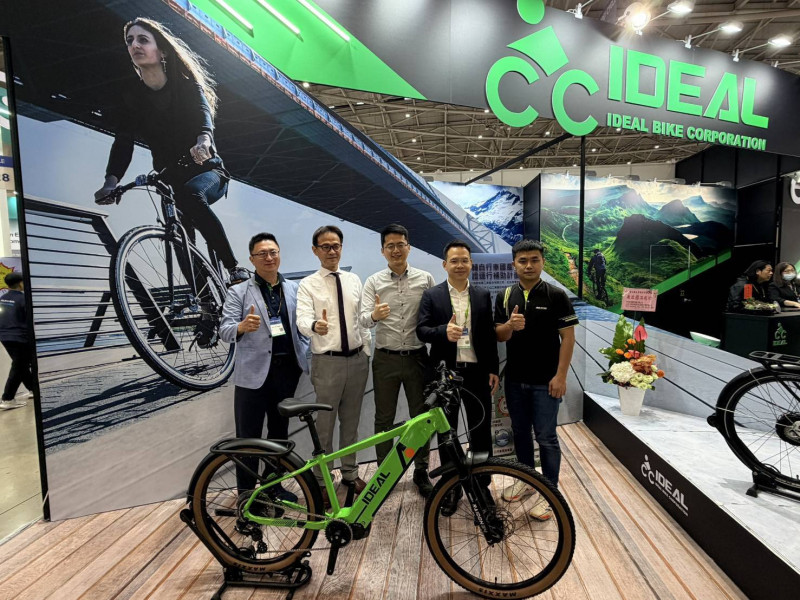 愛地雅攜手台廠推「IRAA」智慧登山電輔車，搶攻歐美高階市場