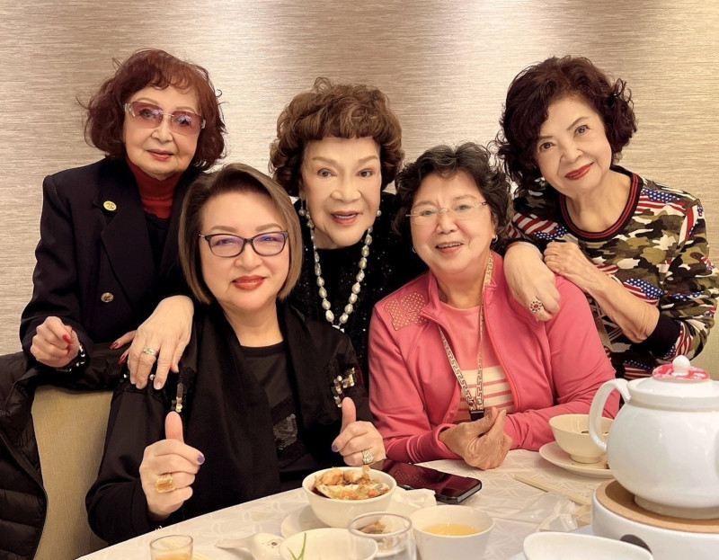 92歲台語片「蚊帳西施」白蝶辭世：資深藝人晚年關懷現況與社群互助數據