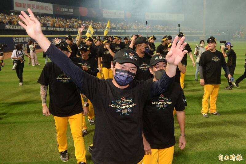 林威助日媒專訪揭中信兄弟執教壓力：「3連敗就下台」的心理戰與富邦新局