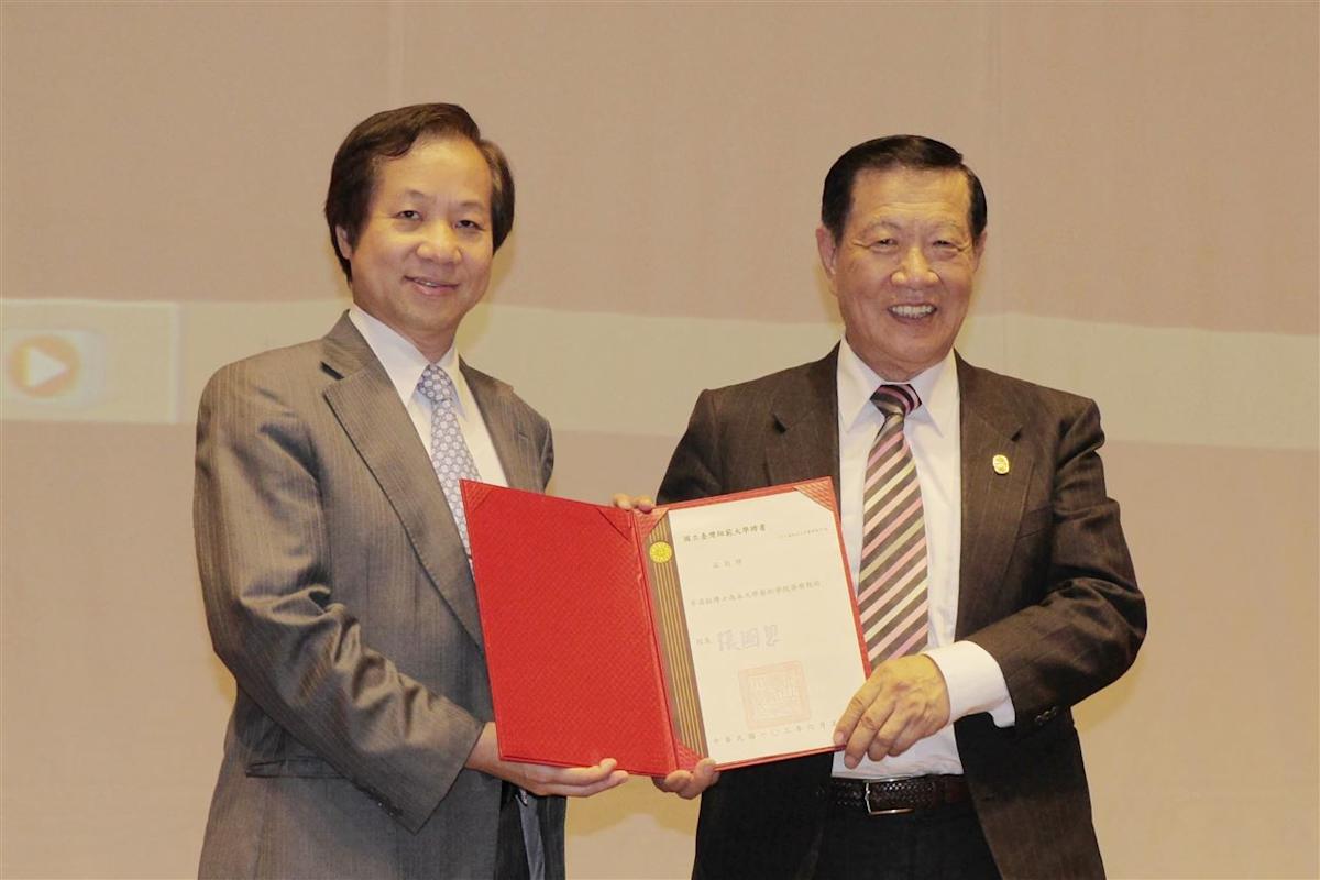 「華人神探」李昌鈺辭世87歲：台師大榮譽教授畢生箴言，揭示鑑識與藝術的交會