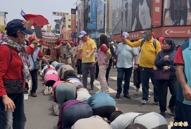 2026屏東「雙媽會」遶境引爆信仰熱潮：大甲媽、樓厝媽共譜文化新篇