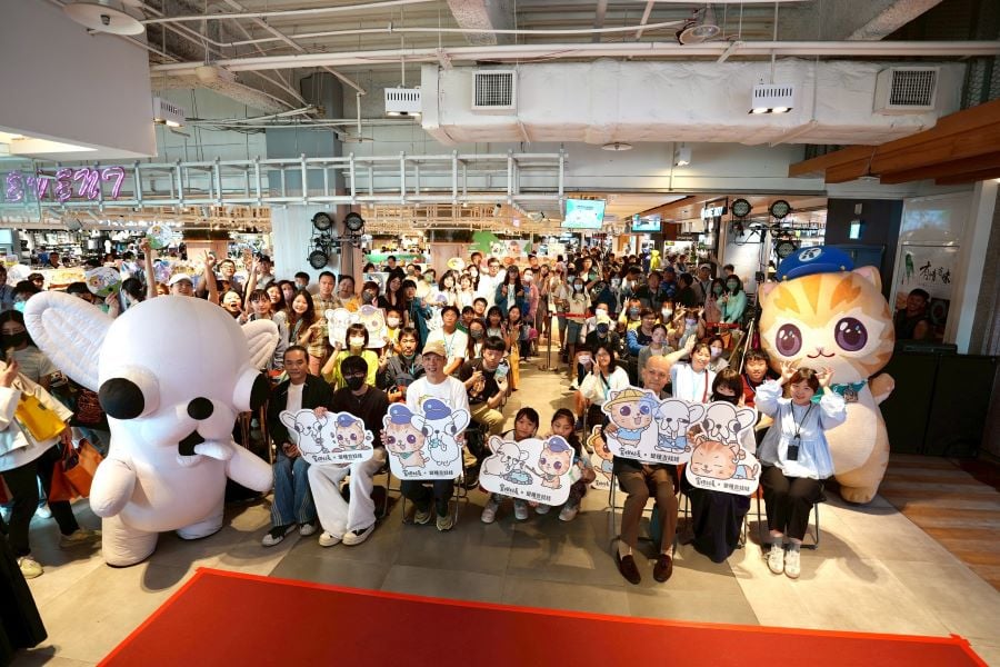 「萌」力全開！蜜柑站長六歲大壽，變種吉娃娃聯名席捲高雄