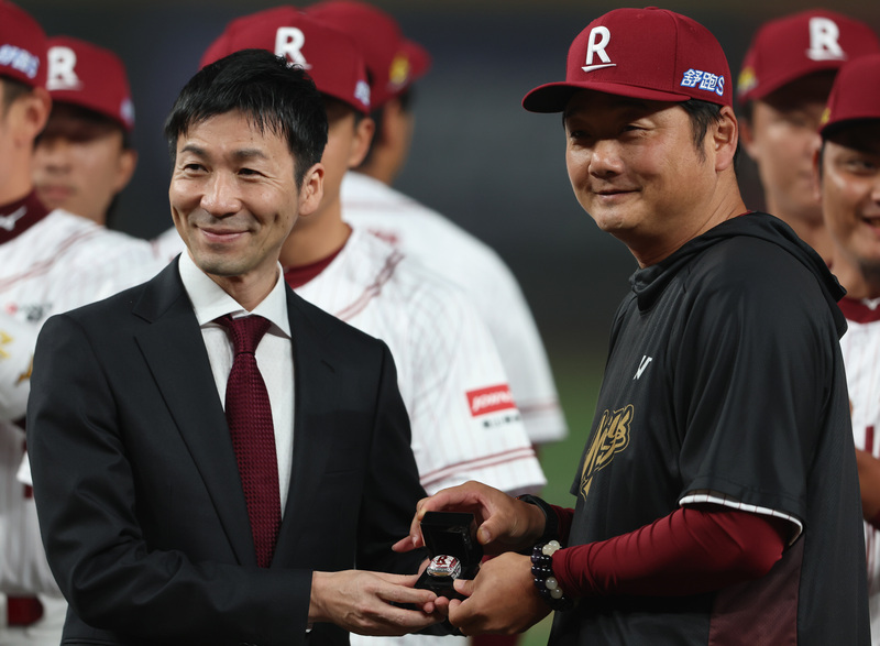 台北大巨蛋揭幕中職37年！樂天桃猿冠軍戒榮耀 曾豪駒引領衛冕之路