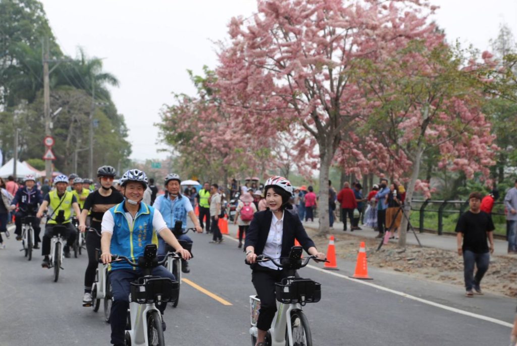 八卦山騎旅新篇章：二水花旗木鐵道綻放，串聯百年水圳文化