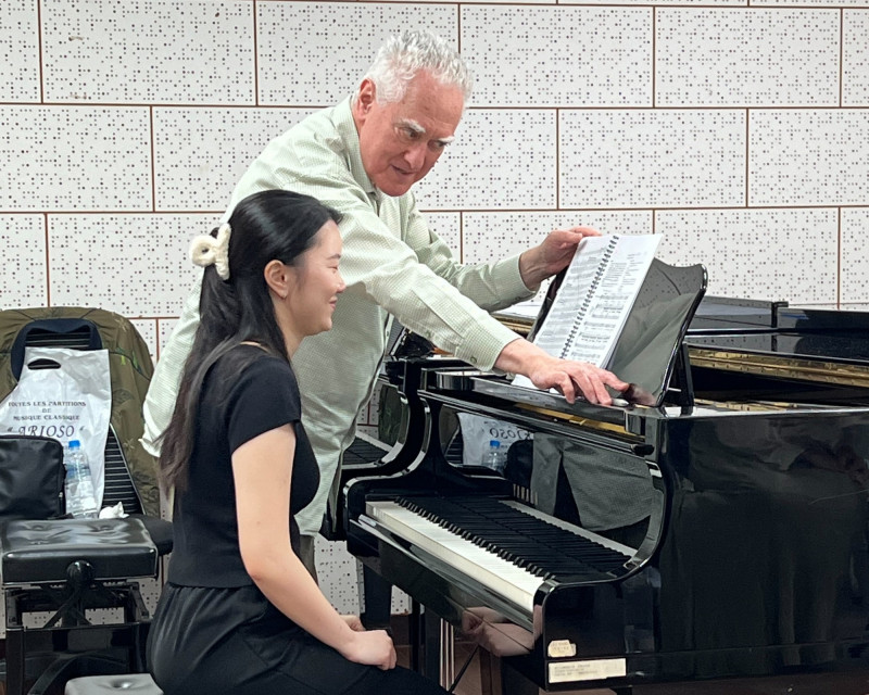 跨國樂章！台師大攜手奧地利莫札特音大，國際指揮Alexander Vitlin淬鍊歌劇新星