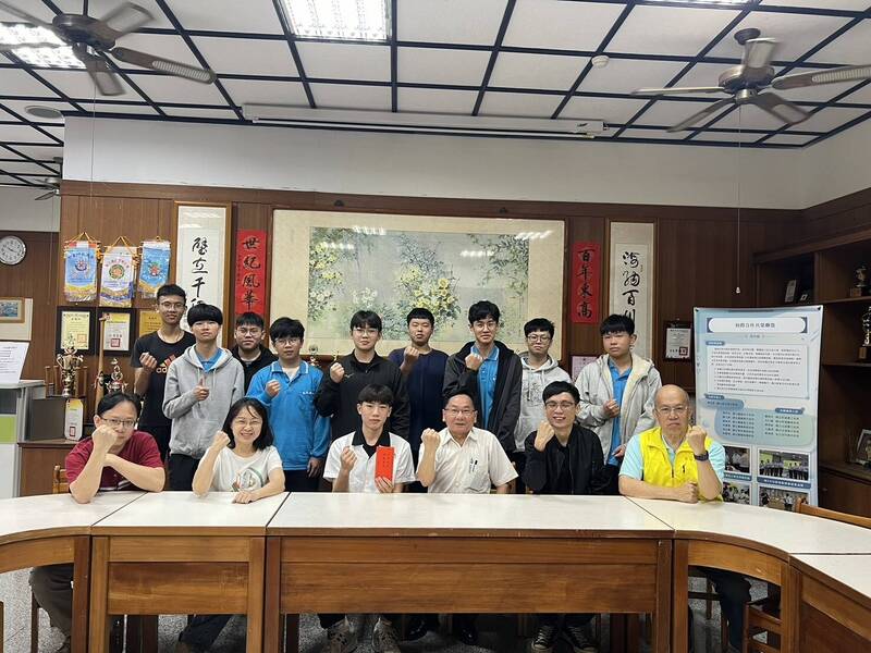 東石高中百年校慶前夕傳捷報：全國技能競賽南區奪雙金，展技職卓越實力