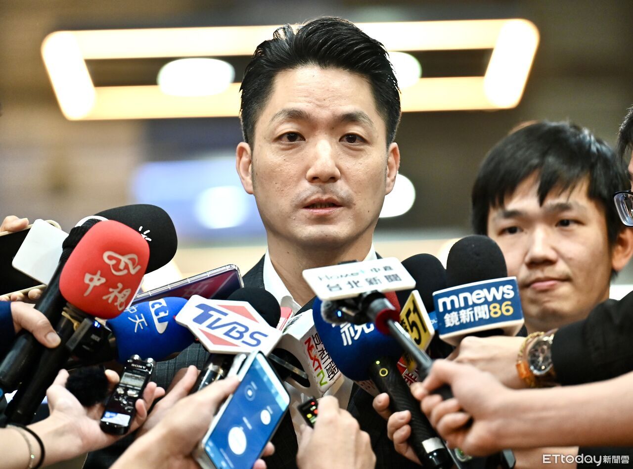 TPASS通勤月票718億預算懸而未決：地方首長怒批卓榮泰「一意孤行」釀全民福祉危機