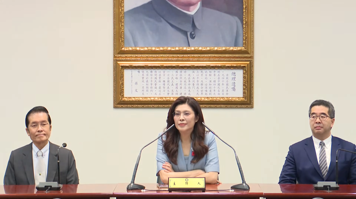 鄭麗文率團下月訪中，連家「這人」隨行！兩岸關係新動向引各界矚目