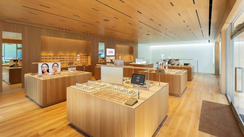 JINS極薄鏡片台日價差破萬元！消費者怒吼「台灣盤子」業者揭秘全球定價內幕