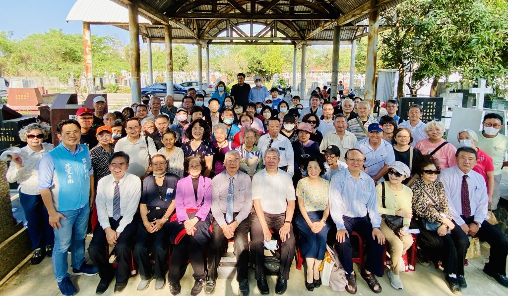 強制重劃惹議！二王基督教墓園家屬與市府對峙，訴求文資再審