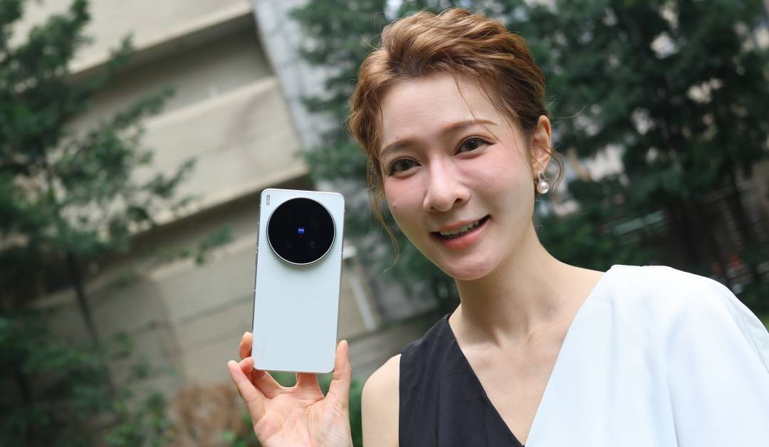 vivo X300 Ultra 震撼登場：雙 2 億畫素蔡司長焦、全焦段 4K 120fps 錄影，旗艦影像新標竿！
