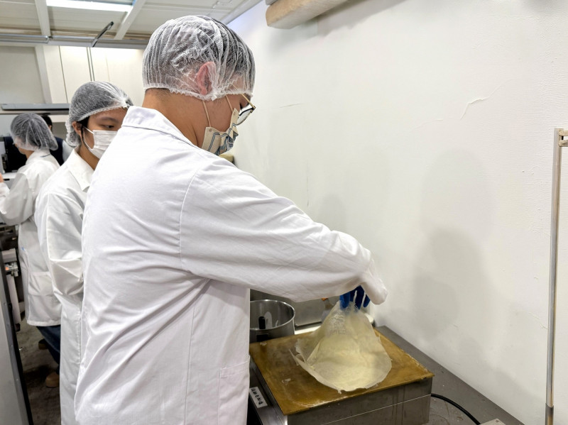 中山醫大研發低卡潤餅新配方！熱量減半僅228大卡