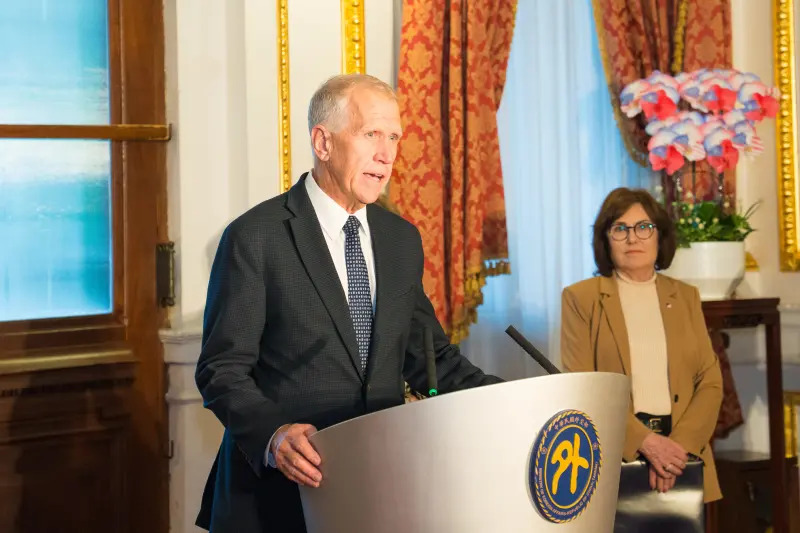 美參議員警告：臺灣軍購預算不足恐成防衛缺口 朝野應速達共識