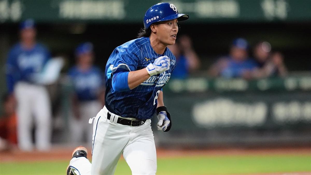 富邦悍將葉子霆致勝安建功 教頭肯定打擊卻點出盜壘瑕疵