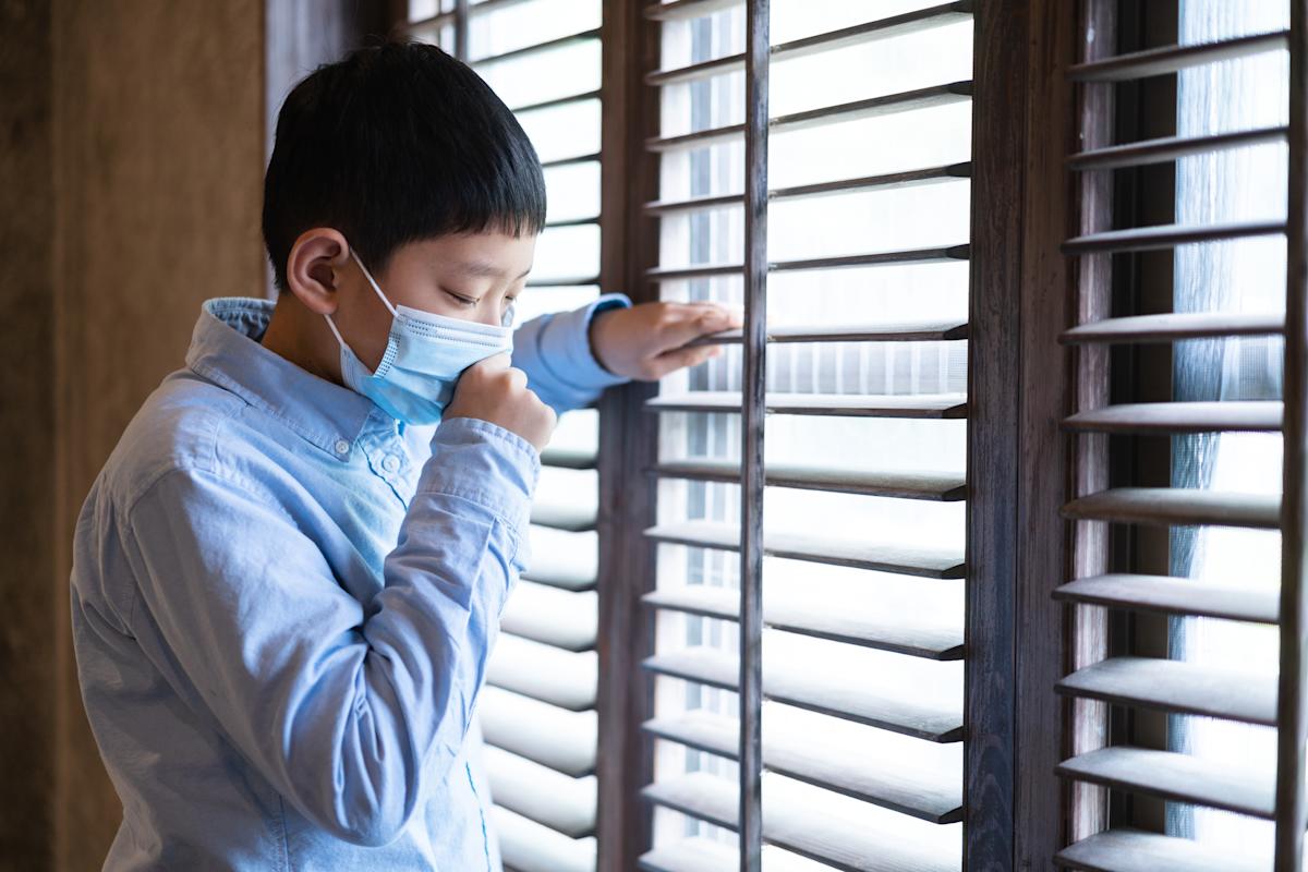 B型流感校園大爆發！教師驚見半班學生高燒請假