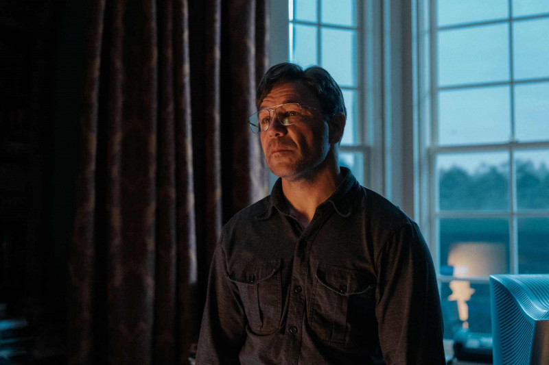 艾美獎影帝驚悚新作《你罪乖》揭露扭曲教育實驗 4月17日震撼上映