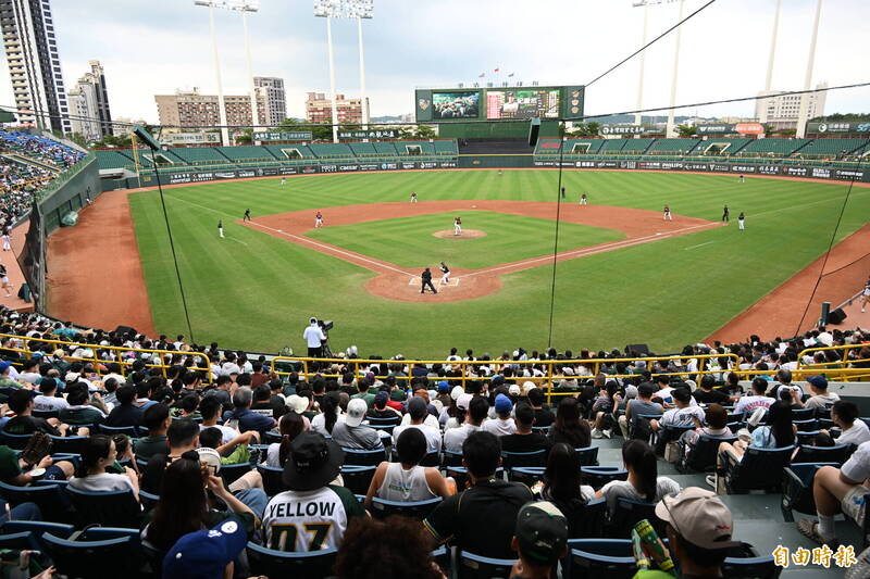 台鋼雄鷹放棄澄清湖球場標案 全力推動高雄巨蛋興建計畫