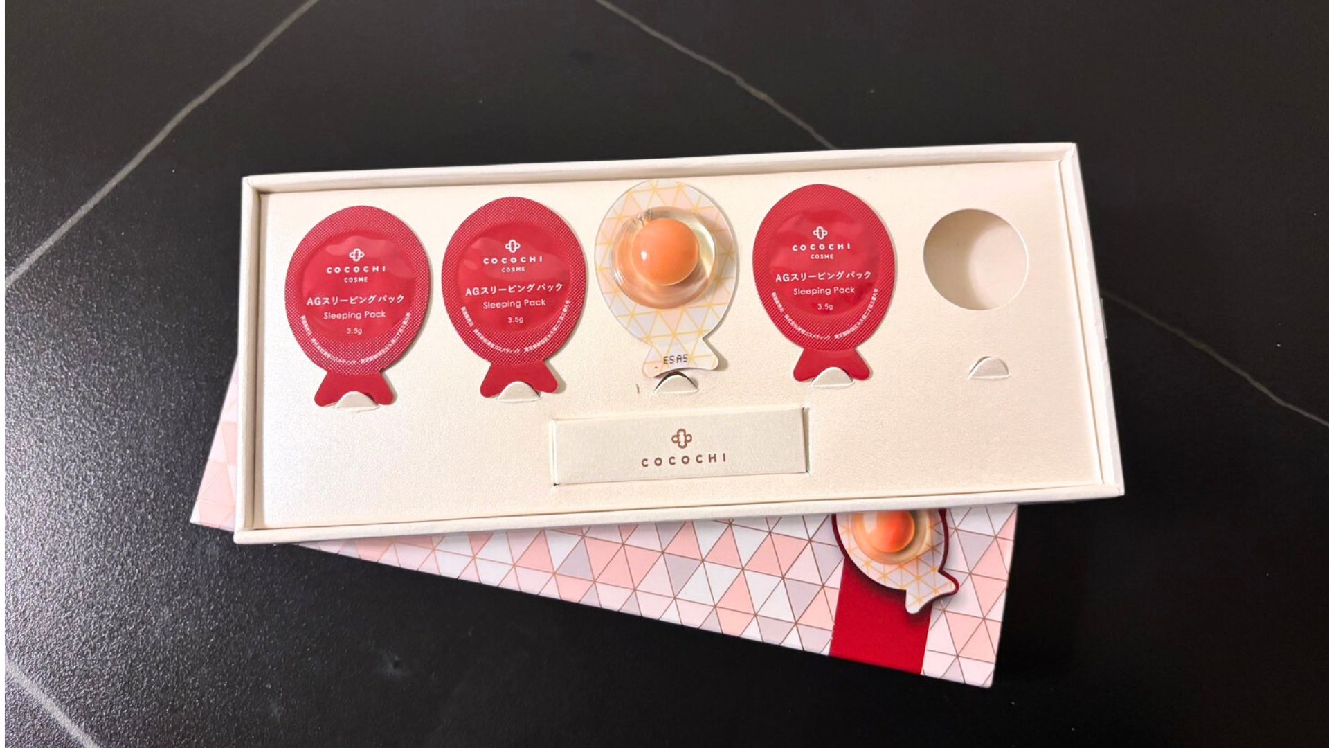 日本COCOCHI小肌蛋晚安面膜實測：一顆搞定夜間保養，懶人也能擁有水潤透亮肌