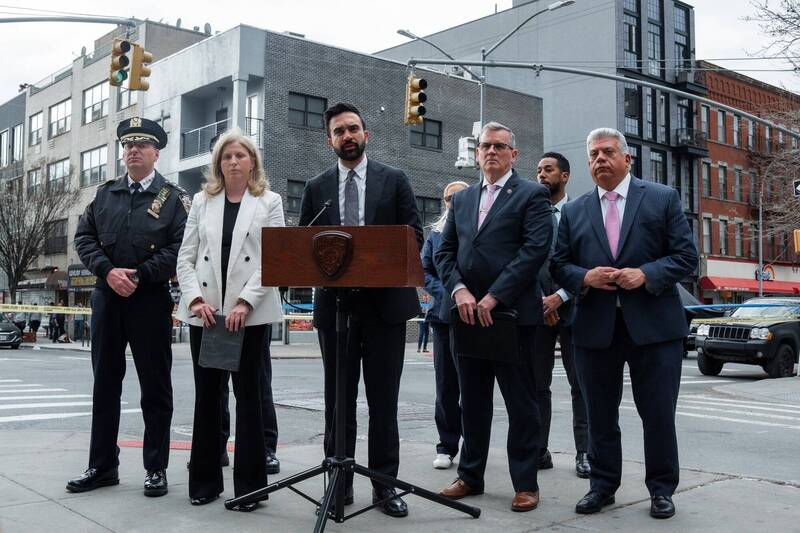 紐約布魯克林黑幫槍戰流彈奪嬰命 7月大男嬰無辜喪生