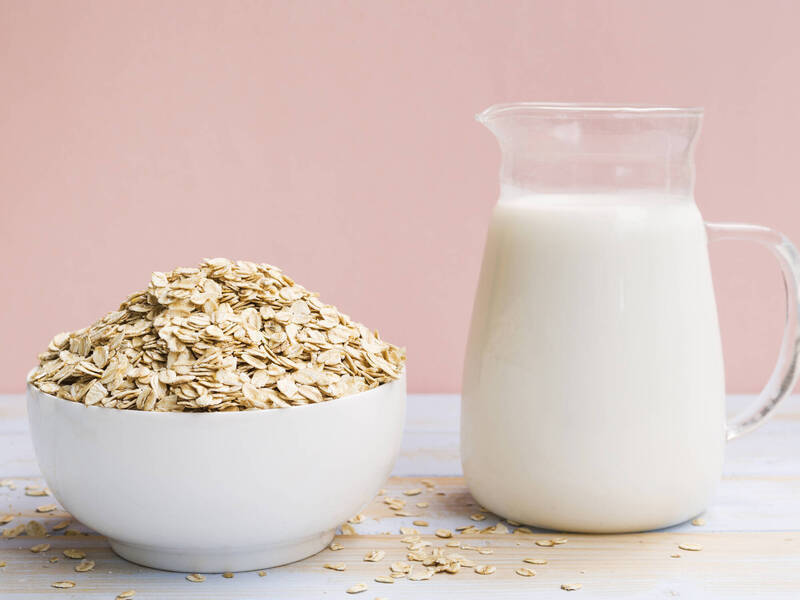 醫師警告：3大「養胃迷思」反傷身 燕麥奶、檸檬水都上榜