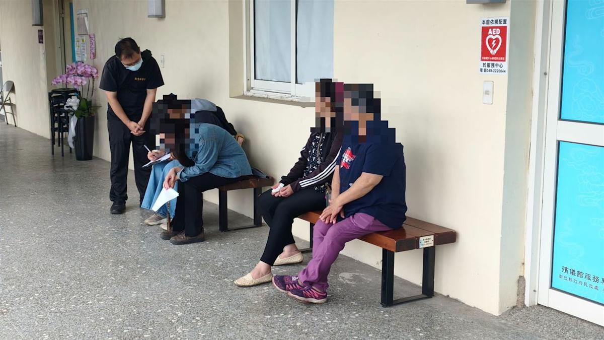 南投人倫悲劇！兄奪刀防衛誤殺胞弟後自盡 女兒送蛋糕驚見雙屍