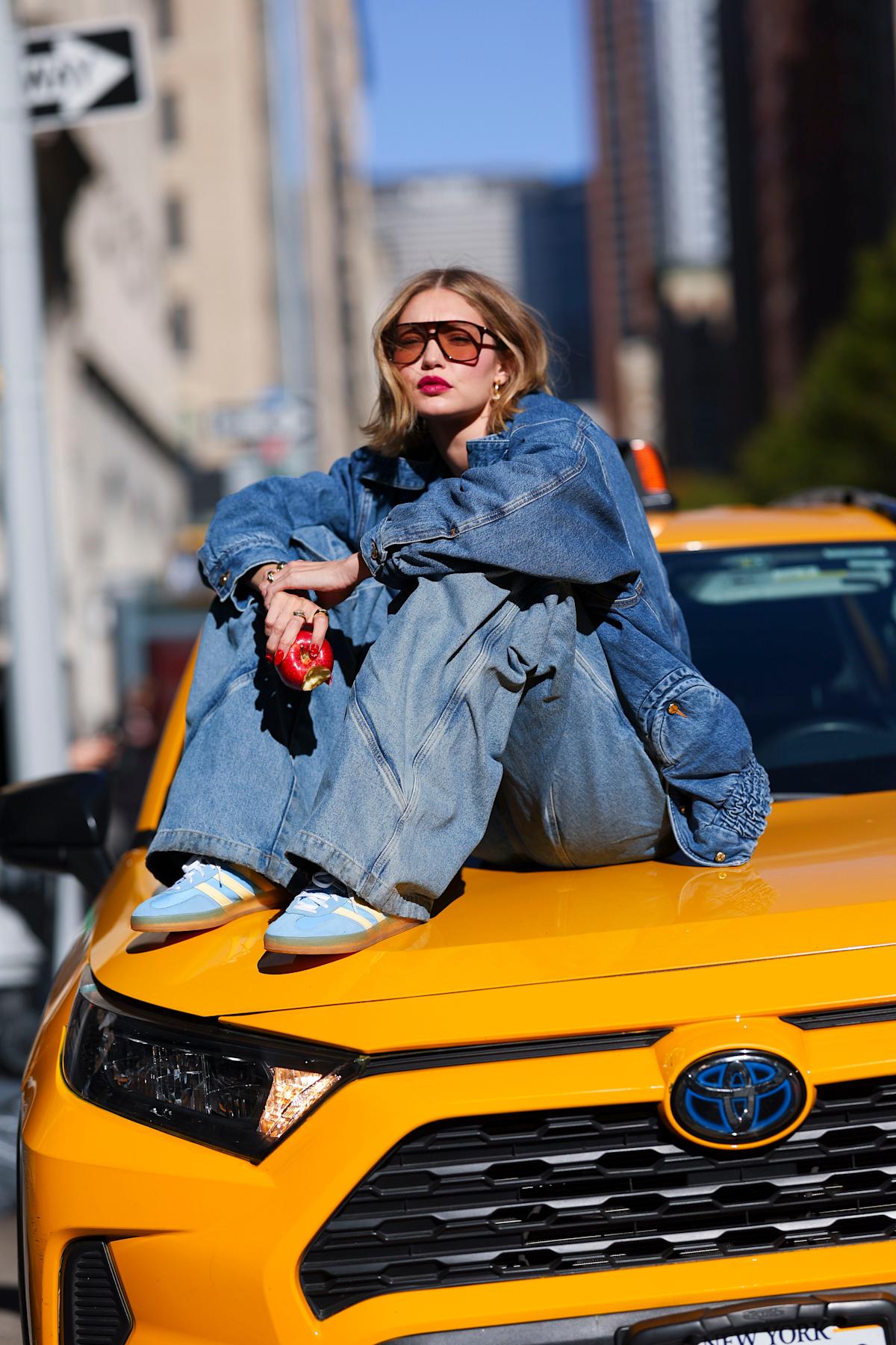 Adidas健走鞋12款實測評比：從經典Samba到潮流Tokyo，哪雙最適合你的日常穿搭？