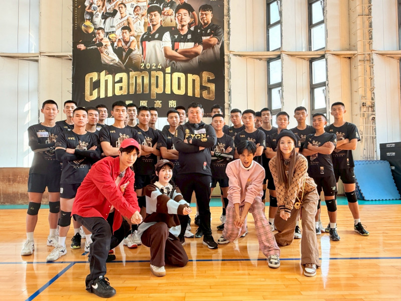 籃籃錄影驚魂記！為道具CPR竟遭「斷臂」 排球特輯爆笑失控